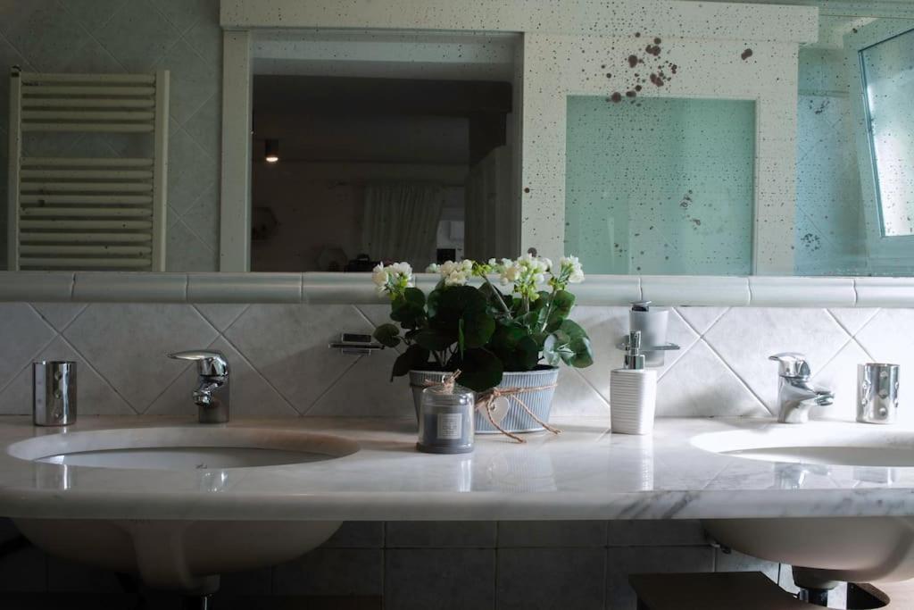 Casa Ale 5 Terre Guest House Con Giardino La Spezia Kültér fotó